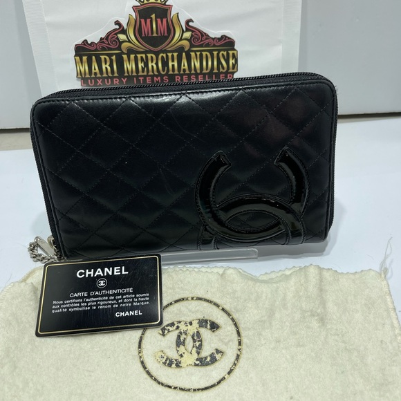 Chanel Cambon Zippy Wallet /clutch in lambskin , preloved. - Picture 14 of 14